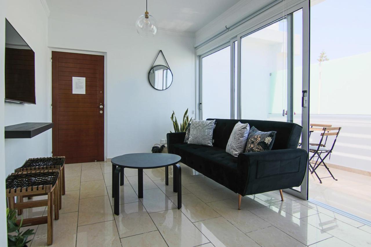 Apartamento Phaedrus Living: Seaside Luxury Flat Lighthouse 62 Paphos Exterior foto
