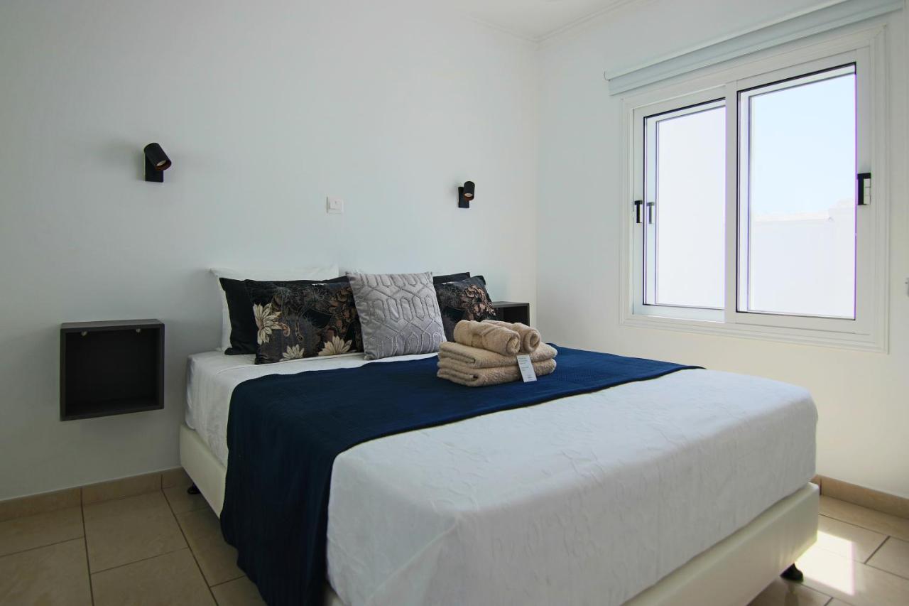 Apartamento Phaedrus Living: Seaside Luxury Flat Lighthouse 62 Paphos Exterior foto
